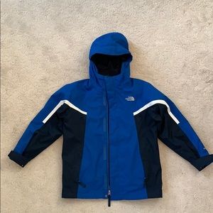 Boys North Face Triclimate Jacket (size M)